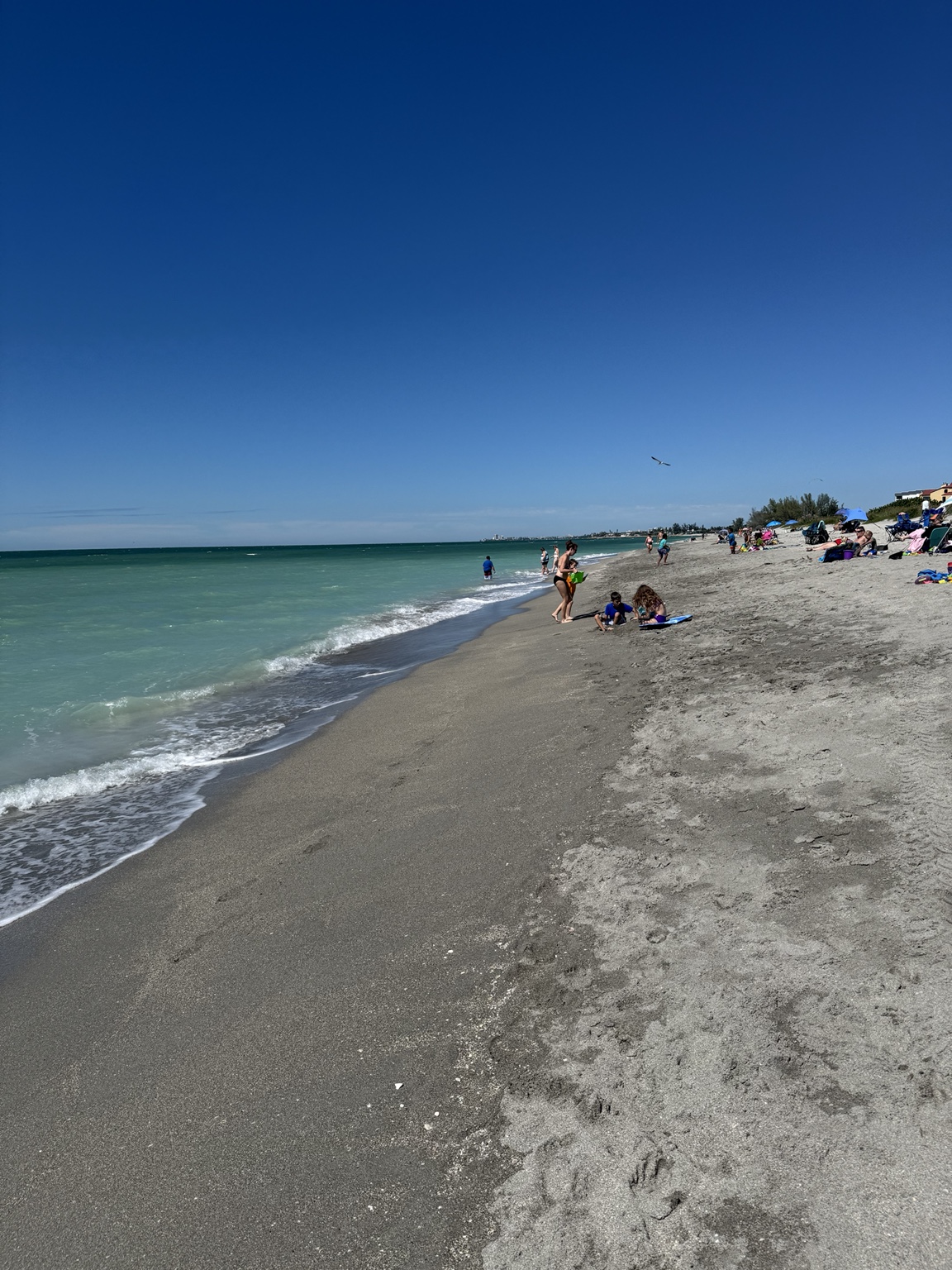 Siesta Beach and the turquoise Gulf on Siesta Key