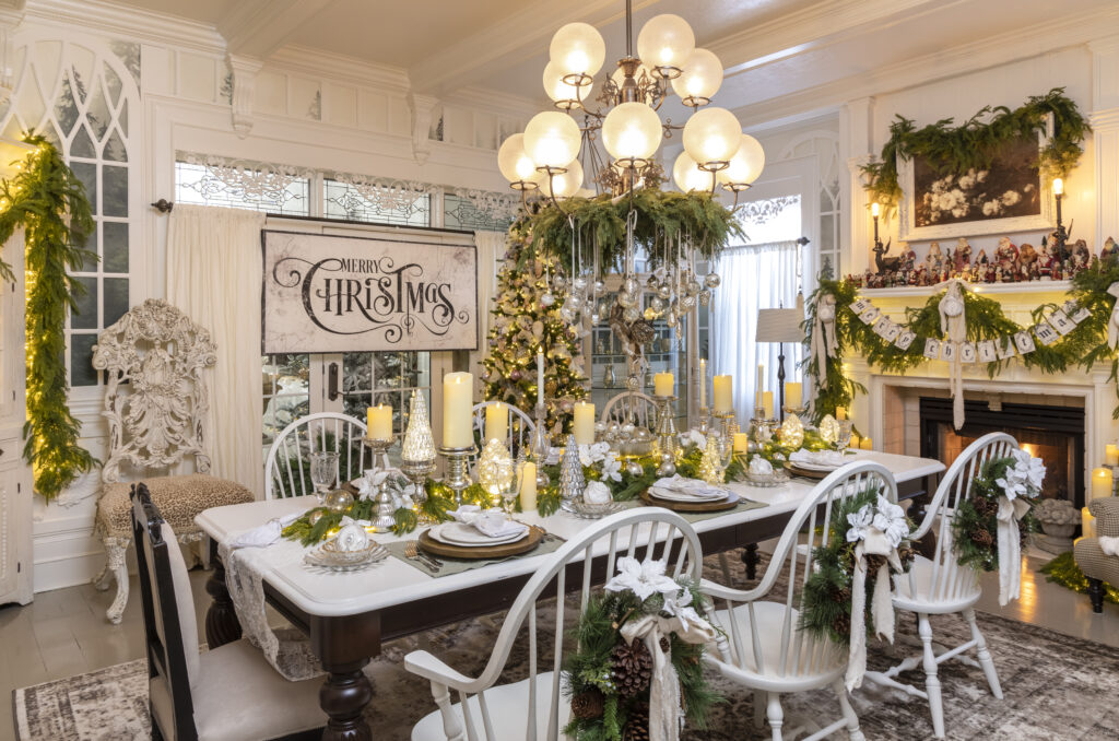 Sarasota author Fifi O'Neill, Photographer Mark Lohman, Book Visions of Christmas Fifi O'Neill